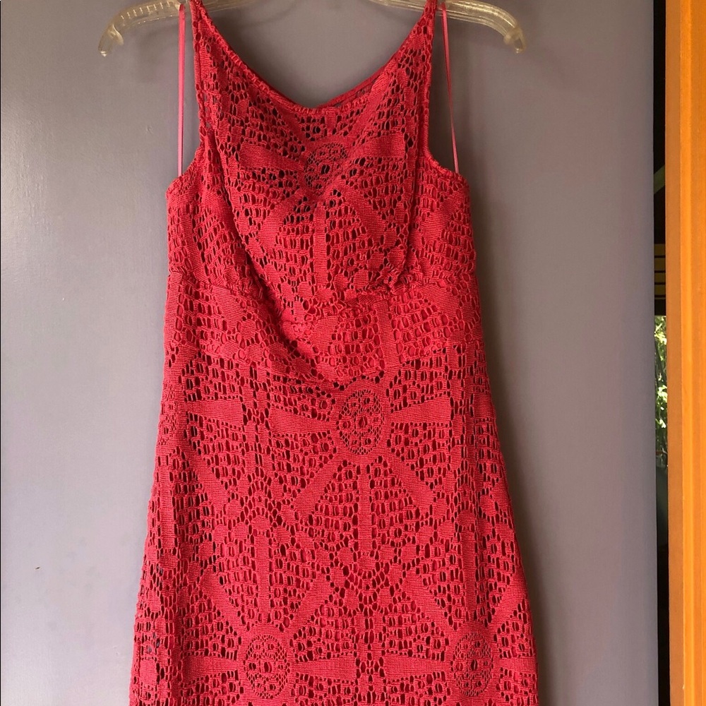 💥May 5/10 sale💥Trina turk crochet Lace Dress